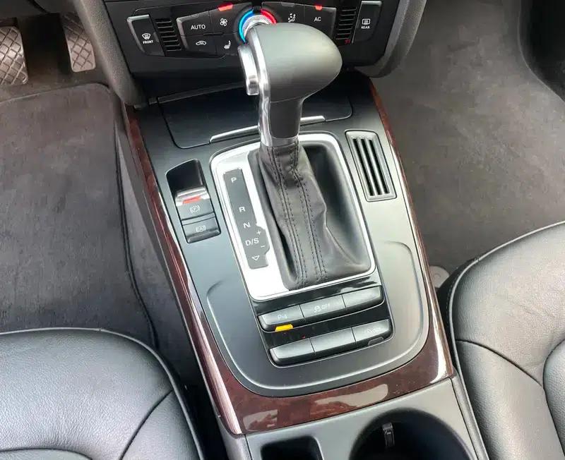 Audi A4L 2013 35 TFSI Automatic Comfort — миниатюра 12