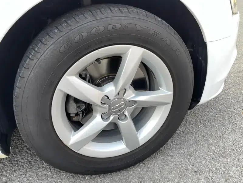 Audi A4L 2013 35 TFSI Automatic Comfort — миниатюра 7