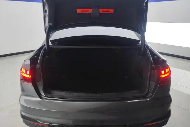 Audi A4L 2022 40 TFSI Luxury Dynamic — миниатюра 17