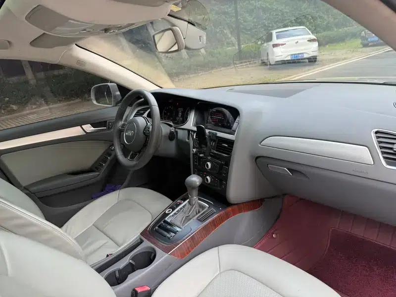 Audi A4L 2015 35 TFSI Automatic Standard Edition — миниатюра 12
