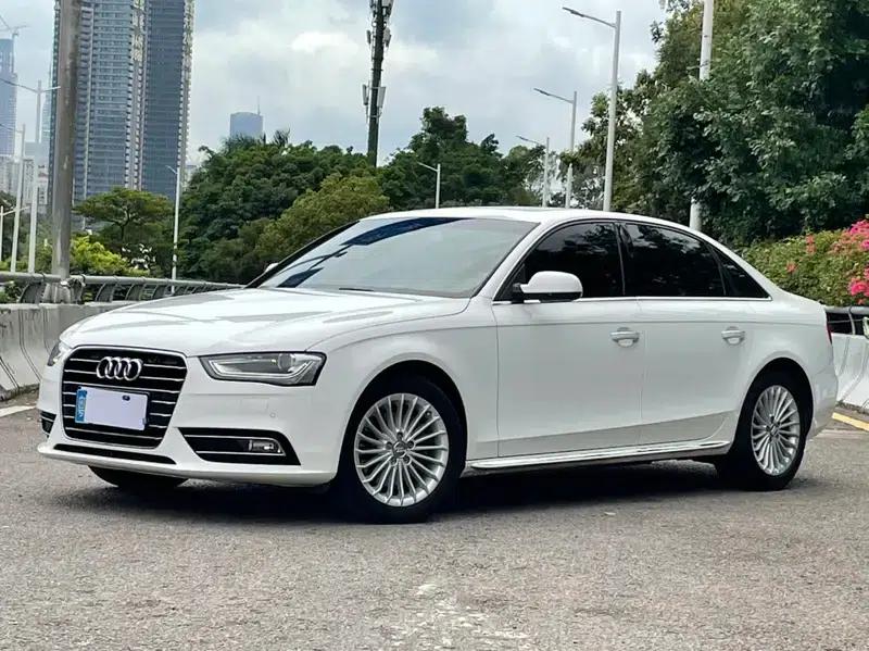 Audi A4L 2016 35 TFSI Classic Edition Automatic Standard Model — миниатюра 1