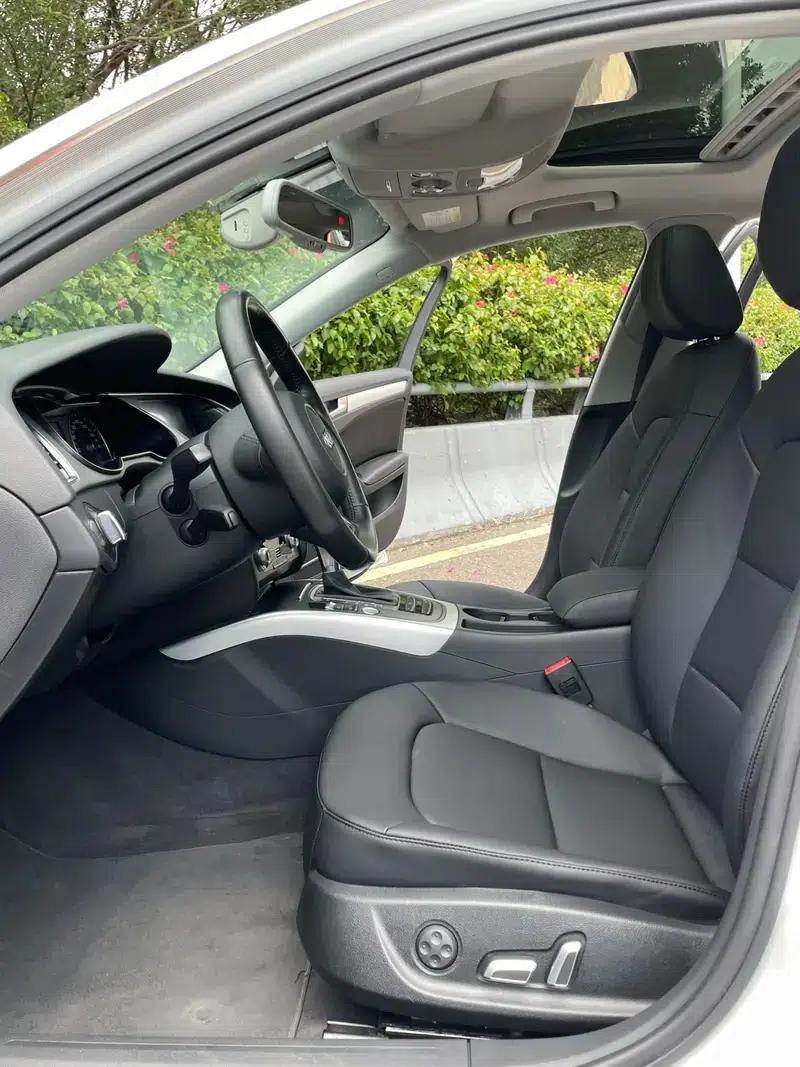 Audi A4L 2016 35 TFSI Classic Edition Automatic Standard Model — миниатюра 13