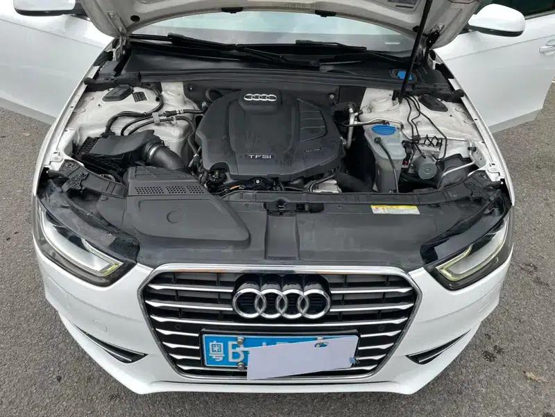 Audi A4L 2016 35 TFSI Classic Edition Automatic Standard Model — миниатюра 6