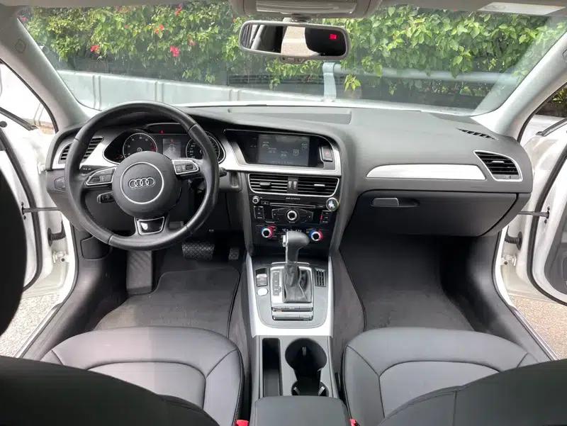 Audi A4L 2016 35 TFSI Classic Edition Automatic Standard Model — миниатюра 10