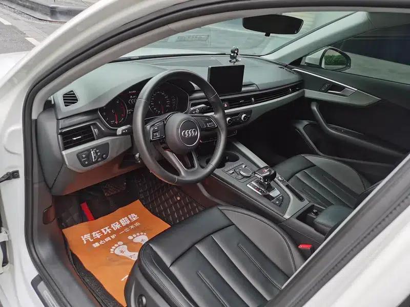 Audi A4L 2018 30th Anniversary Edition 30 TFSI Progressive — миниатюра 14