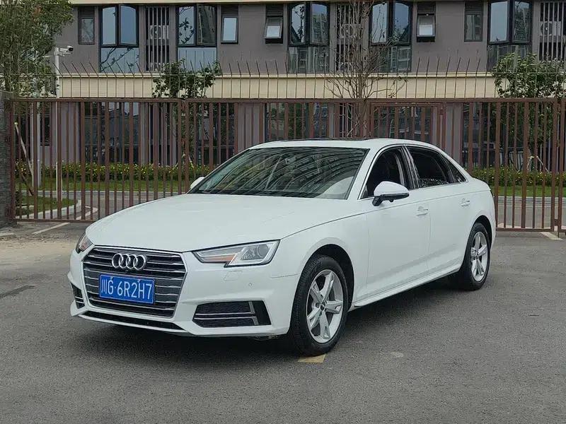 Audi A4L 2017 40 TFSI Fashion Edition — миниатюра 1