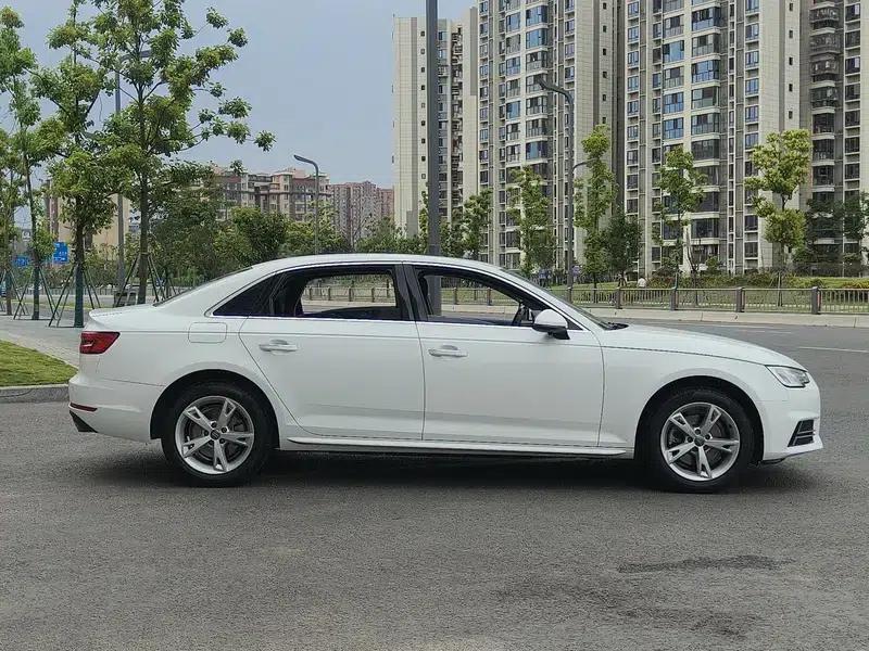 Audi A4L 2017 40 TFSI Fashion Edition — миниатюра 8