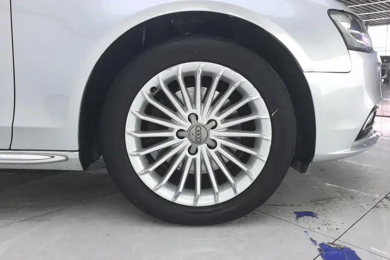 Audi A4L 2016 35 TFSI Automatic Technology Edition — миниатюра 4