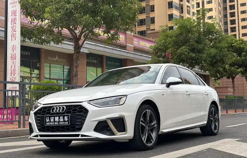 Audi A4L 2020 40 TFSI Luxury Dynamic — миниатюра 1