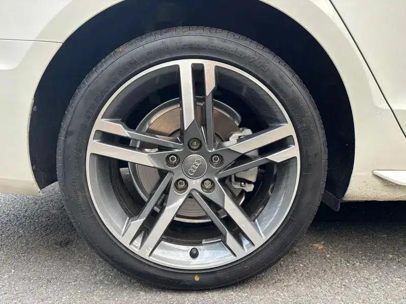 Audi A4L 2020 40 TFSI Luxury Dynamic — миниатюра 9