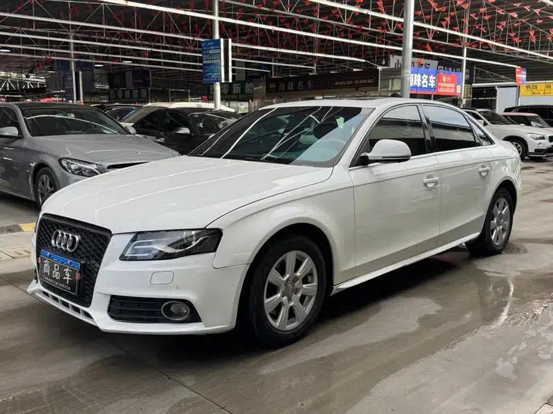 Audi A4L 2012 2.0 TFSI Automatic Standard Edition — миниатюра 1