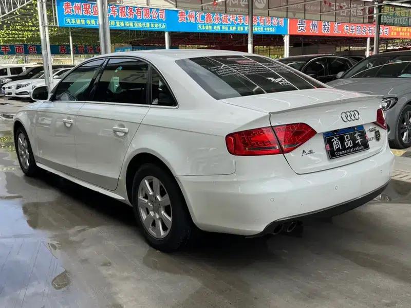 Audi A4L 2012 2.0 TFSI Automatic Standard Edition — миниатюра 4