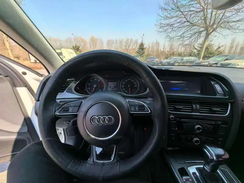 Audi A4L 2013 35 TFSI Automatic Standard Edition — миниатюра 8