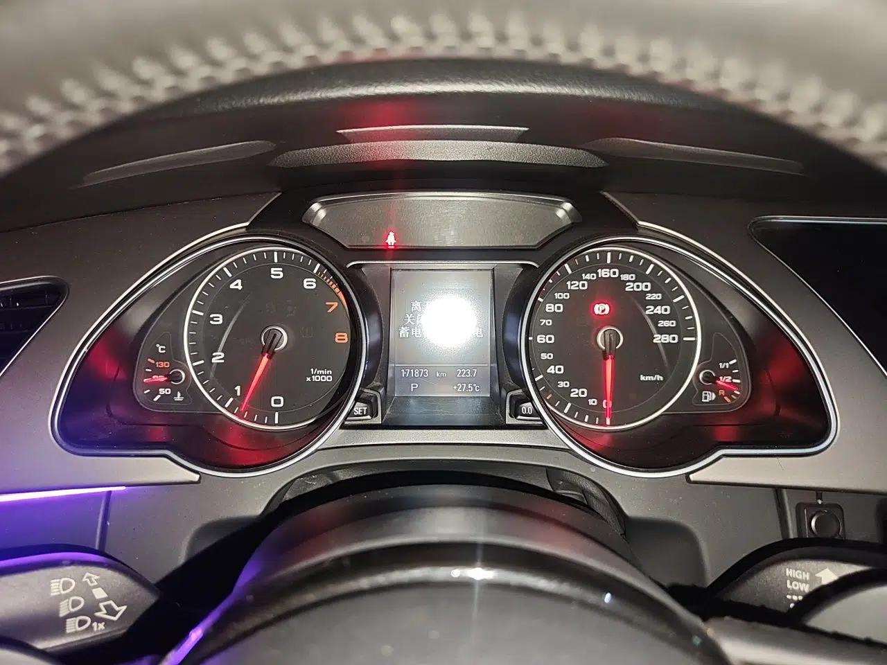 Audi A5 2013 Cabriolet 40 TFSI — миниатюра 11