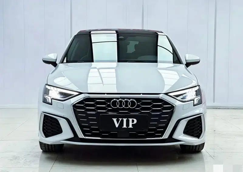 Audi A3 2022 Sportback 35 TFSI Fashion Sport — миниатюра 2
