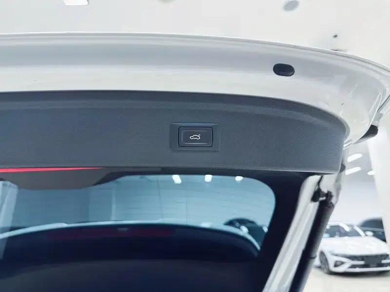 Audi A3 2022 Sportback 35 TFSI Fashion Sport — миниатюра 16