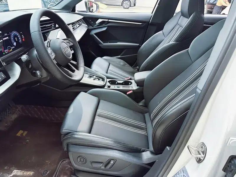 Audi A3 2022 Sportback 35 TFSI Fashion Sport — миниатюра 17