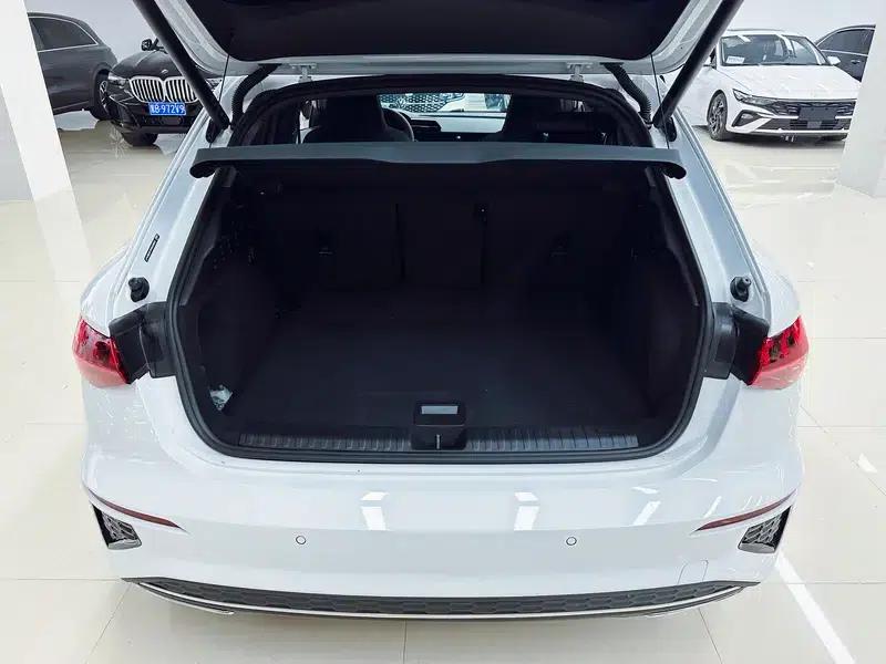 Audi A3 2022 Sportback 35 TFSI Fashion Sport — миниатюра 20