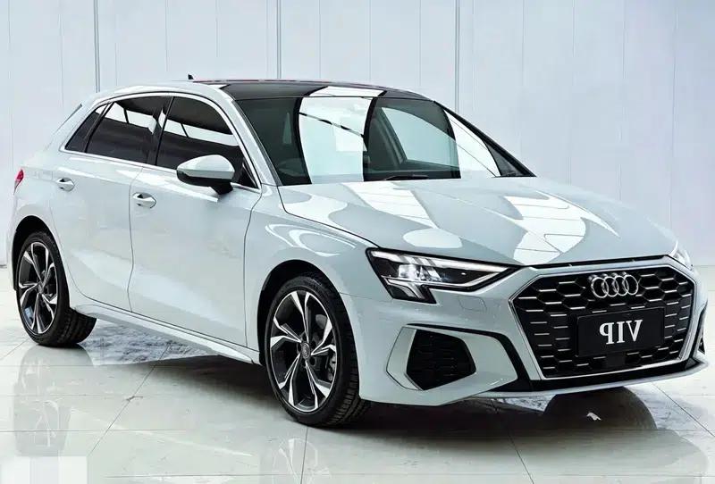 Audi A3 2022 Sportback 35 TFSI Fashion Sport — миниатюра 3