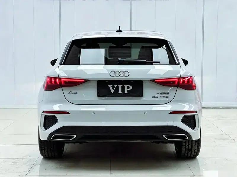 Audi A3 2022 Sportback 35 TFSI Fashion Sport — миниатюра 5