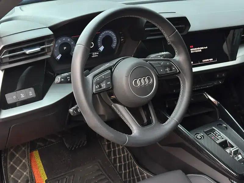 Audi A3 2023 Facelift Sportback 35 TFSI Fashion Sporty Model — миниатюра 19