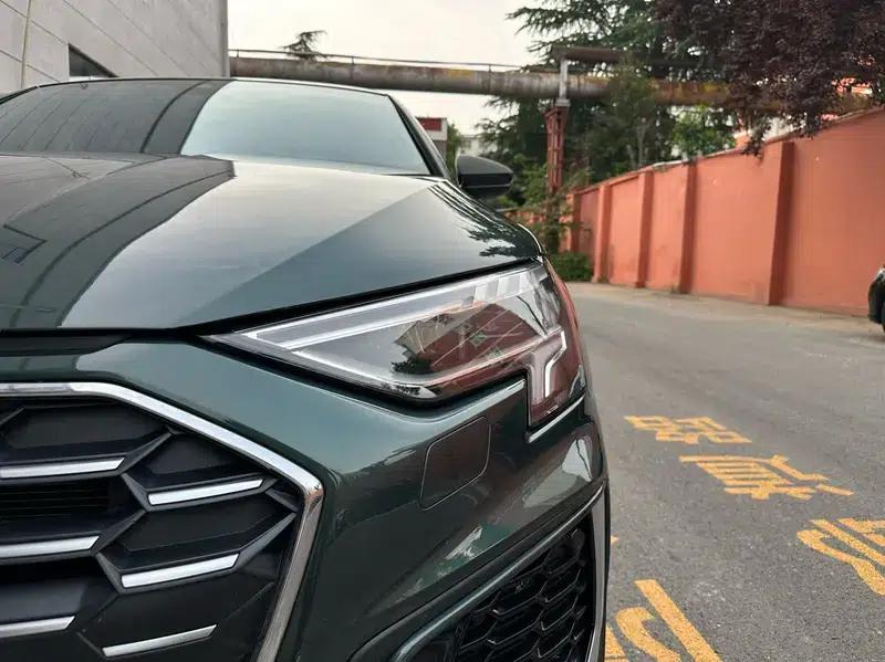 Audi A3 2023 Facelift Sportback 35 TFSI Fashion Sporty Model — миниатюра 6