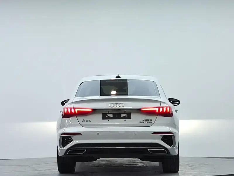 2022 Audi A3 A3L Limousine 35 TFSI Fashion Sport — миниатюра 6