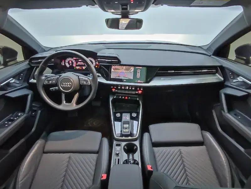 Audi A3 2023 Sportback 35 TFSI Fashionable Elegant Model — миниатюра 12