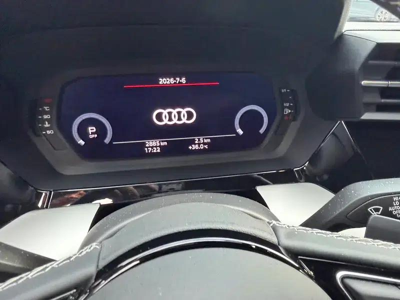 Audi A3 2024 Sportback 35 TFSI Fashion Sport — миниатюра 8