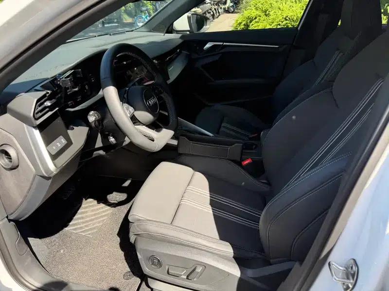 Audi A3 2024 Sportback 35 TFSI Fashion Sport — миниатюра 10