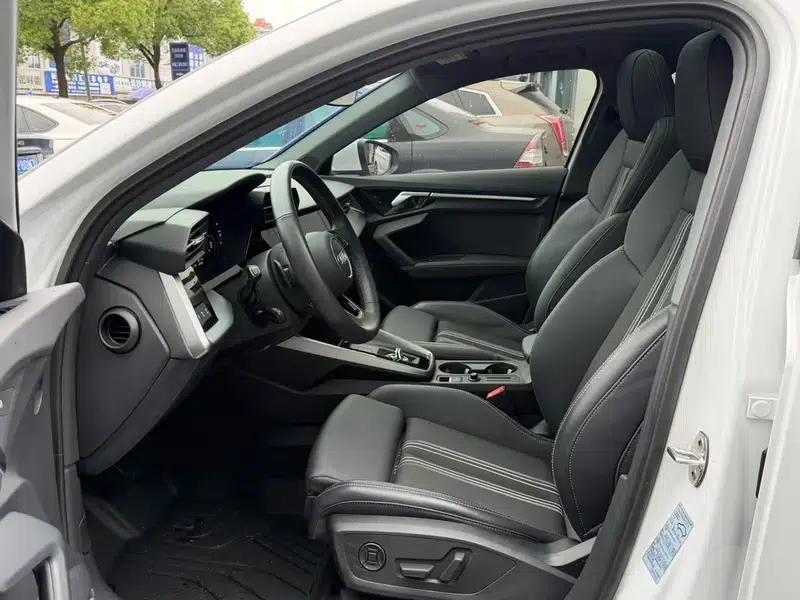 Audi A3 2023 Sportback 35 TFSI Fashion Sport — миниатюра 11