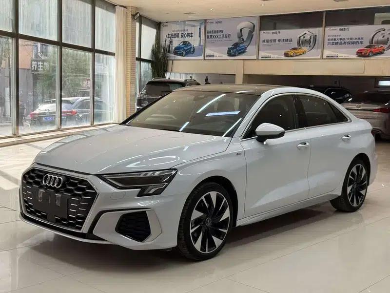 2022 Audi A3 A3L Limousine 35 TFSI Fashion Sport — миниатюра 1