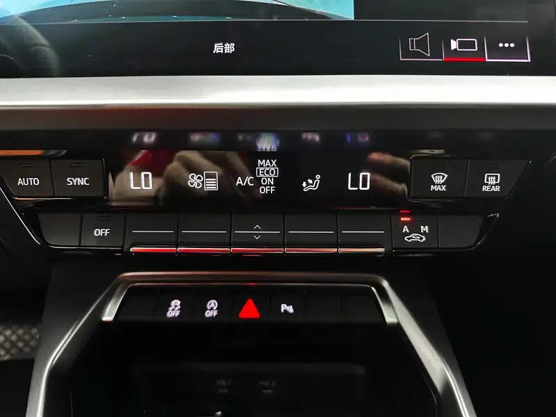 Audi A3 2021 Sportback 35 TFSI Fashion Sport — миниатюра 13