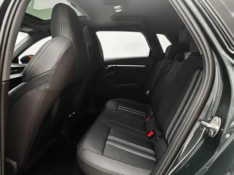 Audi A3 2021 Sportback 35 TFSI Fashion Sport — миниатюра 24