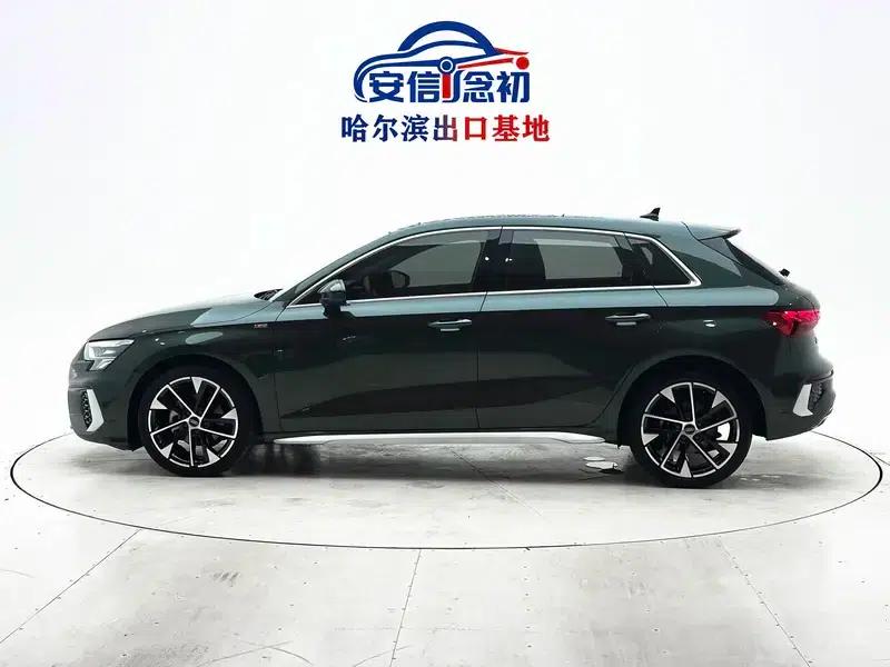 Audi A3 2021 Sportback 35 TFSI Fashion Sport — миниатюра 4