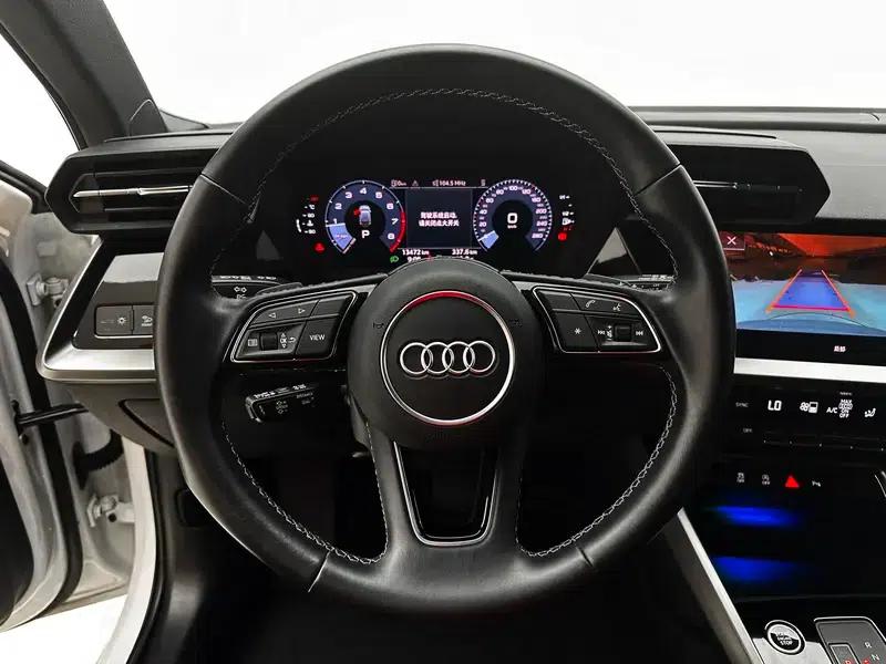 Audi A3 2023 Facelift Sportback 35 TFSI Fashion Sporty Model — миниатюра 19