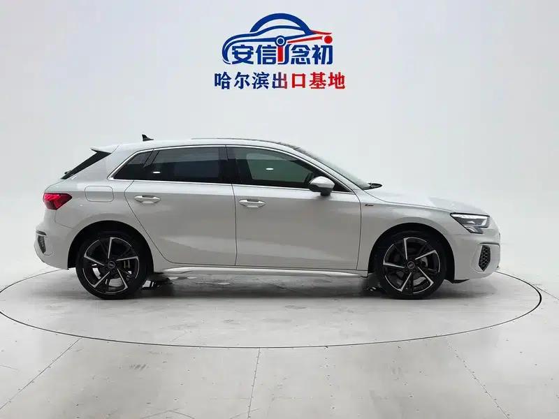Audi A3 2023 Facelift Sportback 35 TFSI Fashion Sporty Model — миниатюра 8