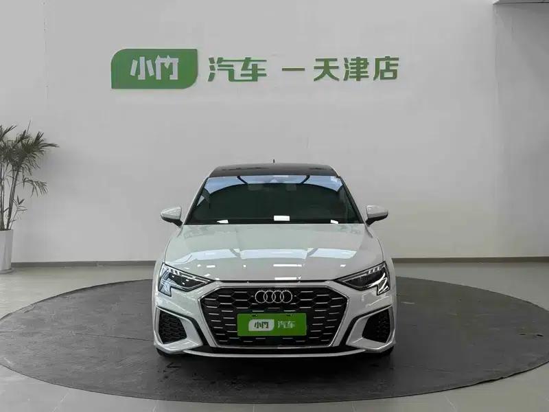 Audi A3 2023 Facelift Sportback 35 TFSI Fashion Sporty Model — миниатюра 2