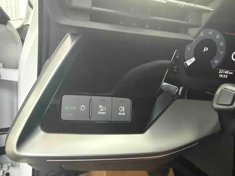 Audi A3 2023 Facelift Sportback 35 TFSI Fashion Sporty Model — миниатюра 15