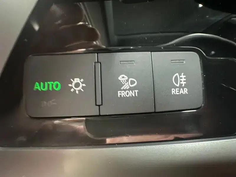 Audi A3 2023 Facelift Sportback 35 TFSI Fashion Sporty Model — миниатюра 12