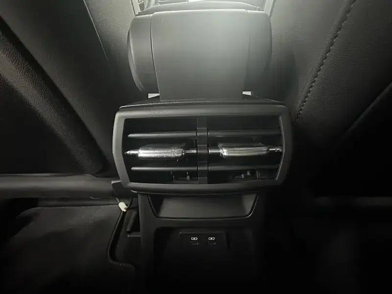 Audi A3 2023 Facelift Sportback 35 TFSI Fashion Sporty Model — миниатюра 16