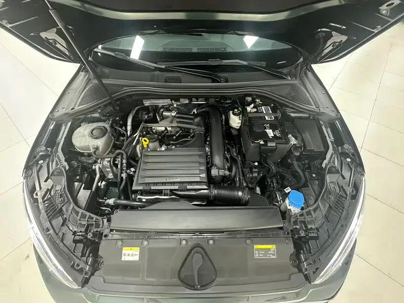 Audi A3 2023 Facelift Sportback 35 TFSI Fashion Sporty Model — миниатюра 8