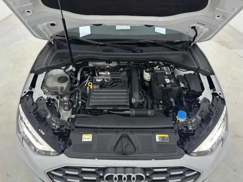 Audi A3 2022 Sportback 35 TFSI Progressive Sport — миниатюра 8