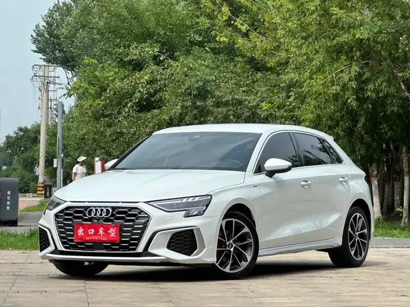Audi A3 2023 Facelift Sportback 35 TFSI Progressive Sport — миниатюра 1