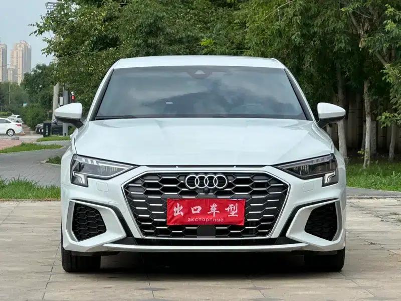 Audi A3 2023 Facelift Sportback 35 TFSI Progressive Sport — миниатюра 2