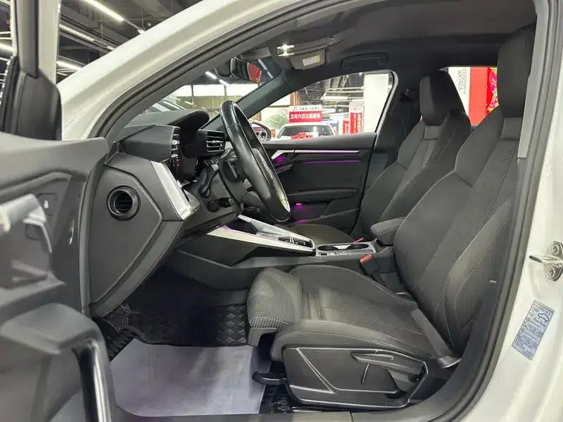 Audi A3 2023 Facelift Sportback 35 TFSI Progressive Sport — миниатюра 25