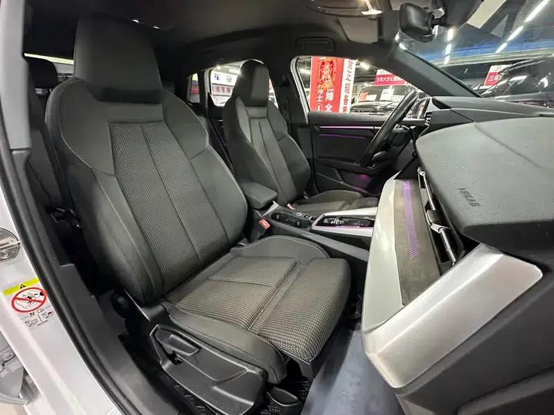 Audi A3 2023 Facelift Sportback 35 TFSI Progressive Sport — миниатюра 27