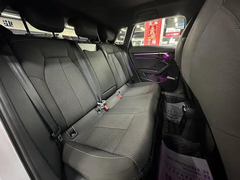 Audi A3 2023 Facelift Sportback 35 TFSI Progressive Sport — миниатюра 29