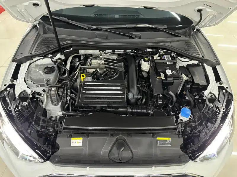 Audi A3 2023 Facelift Sportback 35 TFSI Progressive Sport — миниатюра 9