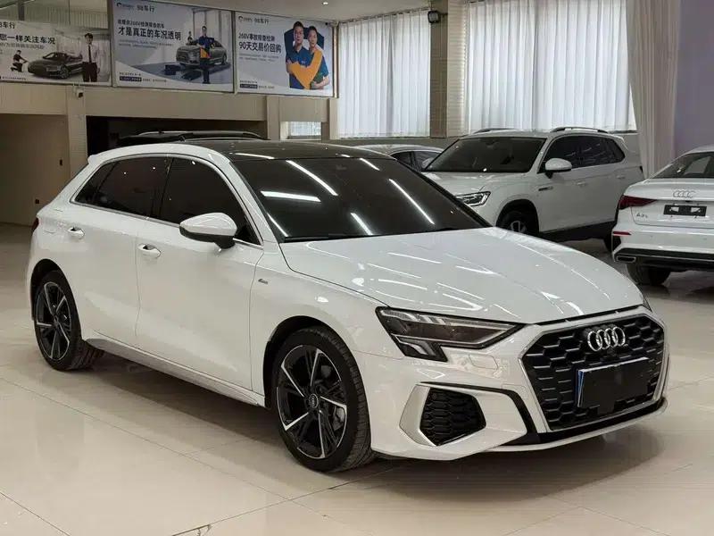 Audi A3 2023 Sportback 35 TFSI Fashion Sport — миниатюра 3